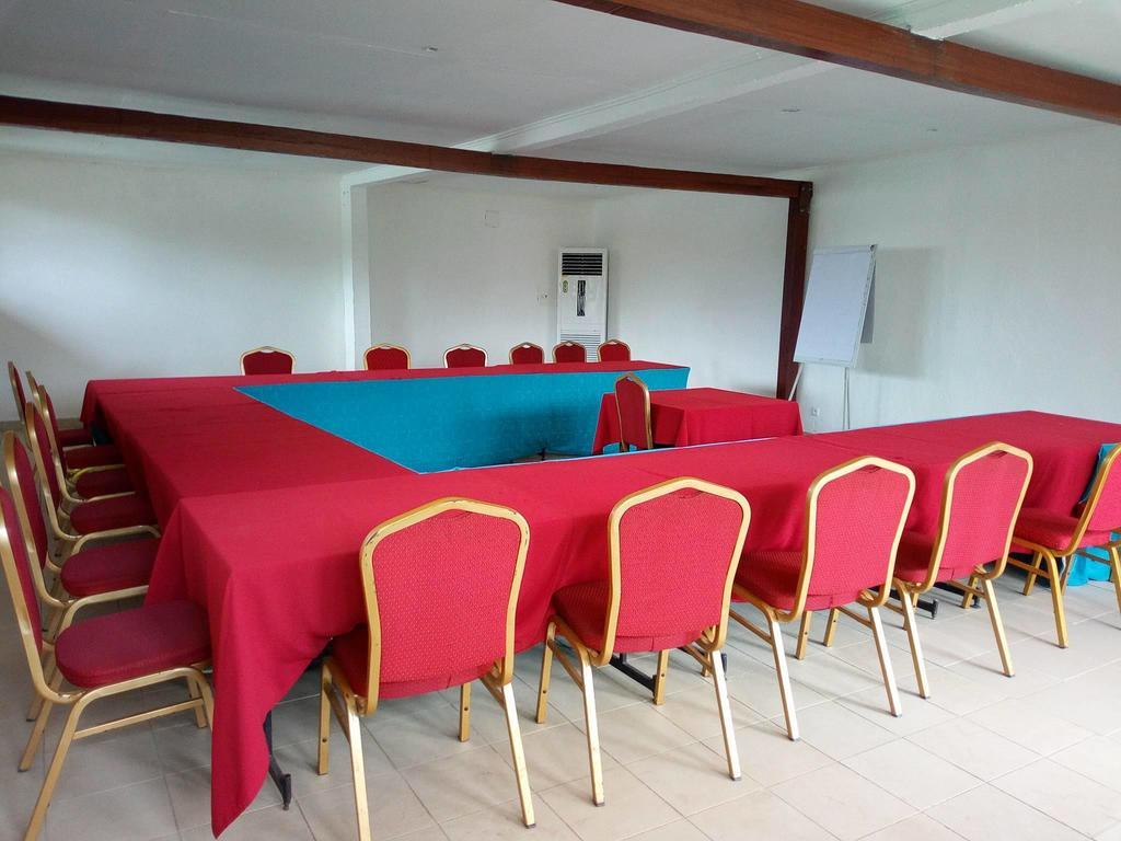 Hotel Framotel Kribi Eksteriør billede