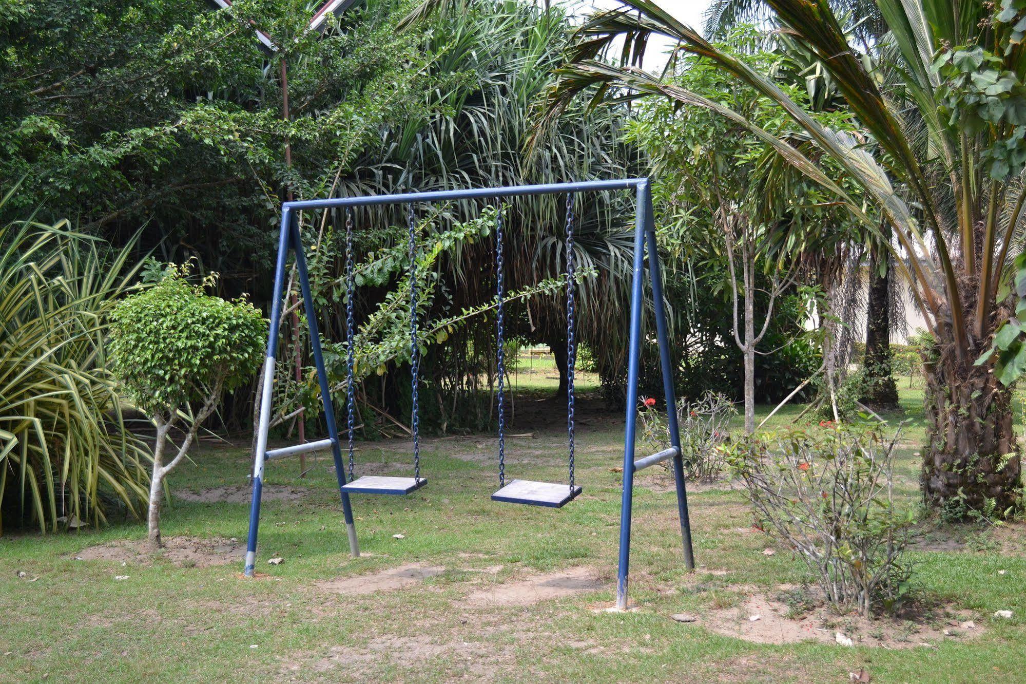 Hotel Framotel Kribi Eksteriør billede